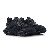 Tracks Black sneakers