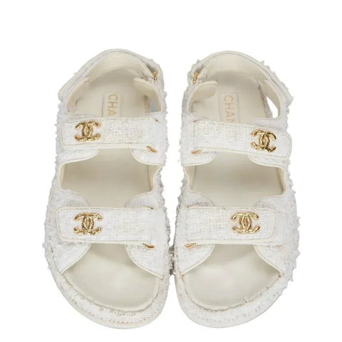 WHITE TEXTURED SANDALS